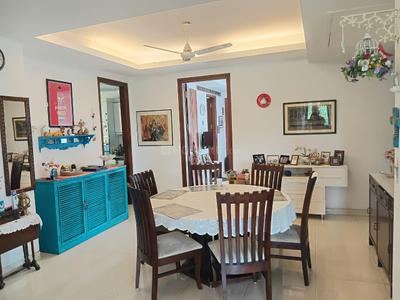 Hall Image of 2950 Sq.ft 4 BHK Builder Floor for sale in Defence Colony New Delhi for Rs. 140000000