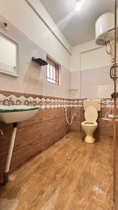 Bathroom Image of 600 Sq.ft 1 BHK Independent House for rent in Indira Nagar Bengaluru for Rs. 33000