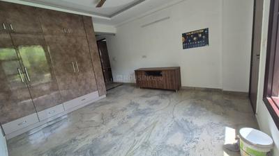 Bedroom Image of 1800 Sq.ft 3 BHK Apartment / Flat for rent in Vasant Kunj New Delhi for Rs. 80000