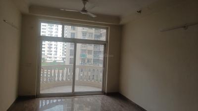 Living Room Image of 1835 Sq.ft 3.5 BHK Apartment / Flat for sale in Amrapali Silicon City, Sector 76 Noida for Rs. 18600000