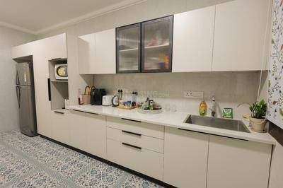 Kitchen Image of 3200 Sq.ft 3 BHK Apartment / Flat for sale in Ambience Lagoon, DLF Phase 3 Gurgaon for Rs. 65000000