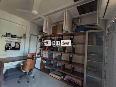 Bathroom Image of 2600 Sq.ft 4 BHK Apartment / Flat for sale in Goyal Orchid Mayfair, Makarba Ahmedabad for Rs. 16200000