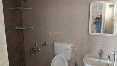 Bathroom Image of 1500 Sq.ft 3 BHK Apartment / Flat for rent in Avadi Chennai for Rs. 23000