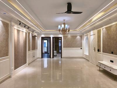 Living Room Image of 2450 Sq.ft 4 BHK Builder Floor for sale in Ansal Esencia Sector 67, Sector 67 Gurgaon for Rs. 26500000