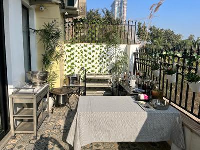 Balcony Image of 5200 Sq.ft 5 BHK Villa for sale in Jaypee Kingswood Oriental, Sector 128 Noida for Rs. 130000000