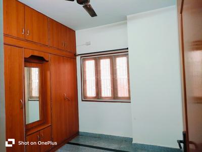 Bedroom Image of 1500 Sq.ft 2 BHK Builder Floor for rent in Koramangala Bengaluru for Rs. 37500