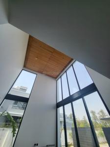 Balcony Image of 9000 Sq.ft 5 BHK Villa for sale in Sultanpur New Delhi for Rs. 200000000