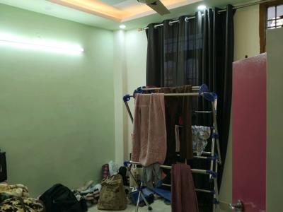 Bedroom Image of 900 Sq.ft 2 BHK Builder Floor for sale in Mayur Vihar Phase 1 New Delhi for Rs. 6500000