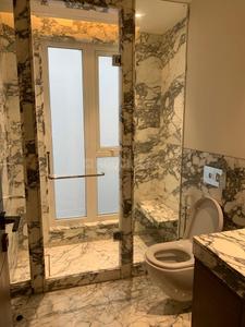Bathroom Image of 2300 Sq.ft 4 BHK Builder Floor for sale in Green Park New Delhi for Rs. 100000000
