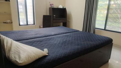 Bedroom Image of 813 Sq.ft 2 BHK Apartment / Flat for rent in Mainland Camelot Royale, Viman Nagar Pune for Rs. 55000