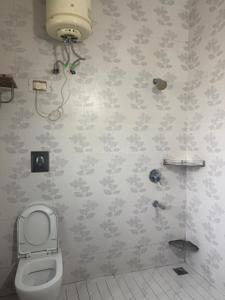 Image of 4500 Sq.ft 3 BHK Builder Floor for rent in Sukhdev Vihar, New Delhi for Rs. 100000