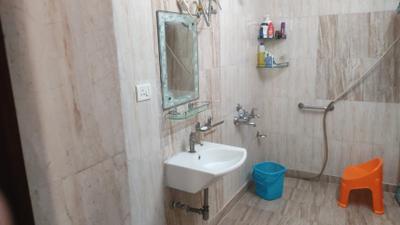 Bathroom Image of 1500 Sq.ft 1 RK Apartment / Flat for sale in A2Z Green Estate, Siwaya-Jamalullapur Meerut for Rs. 9500000
