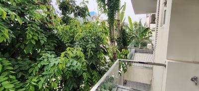 Balcony Image of Urbanroomz Coliving Pg on Golf Course RD in Sector 56, Gurgaon