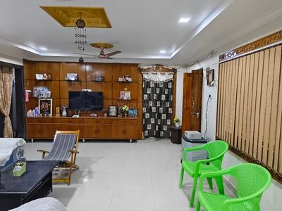 Living Room Image of 2460 Sq.ft 3 BHK Apartment / Flat for sale in Allapuram Krishna for Rs. 7000000