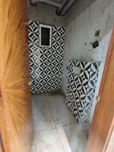 Image of 1600 Sq.ft 3 BHK Apartment / Flat for sale in Sector 45, Noida for Rs. 6500000
