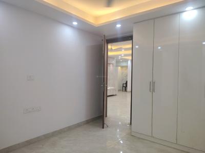 4 BHK Semi Furnished Flat