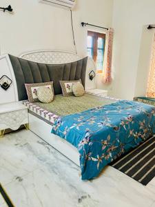 Bedroom Image of 1124 Sq.ft 4 BHK Villa for rent in Kulhan Dehradun for Rs. 100000