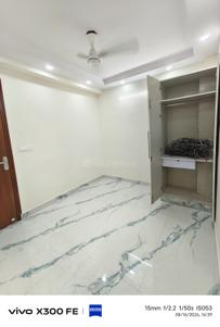 Bedroom Image of 900 Sq.ft 3 BHK Builder Floor for sale in Govindpuri New Delhi for Rs. 7000000