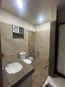 Bathroom Image of 5000 Sq.ft 4 BHK Villa for rent in Pushpak Bungalows, Ambli Ahmedabad for Rs. 100000