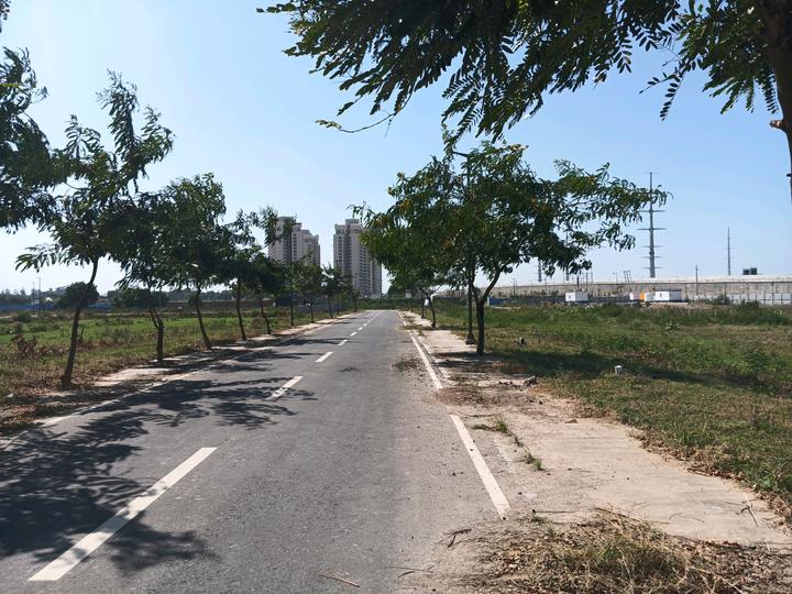 Vatika Express City Plots Main Image 1
