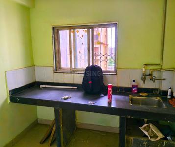 Kitchen Image of 530 Sq.ft 1 BHK Apartment / Flat for rent in Panchratna Apartment, Kandivali West Mumbai for Rs. 22000