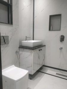 Common Bathroom Image of 850 Sq.ft 2 BHK Builder Floor for sale in Vikaspuri New Delhi for Rs. 13500000