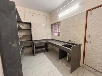 Kitchen Image of 1200 Sq.ft 2 BHK Apartment / Flat for rent in Azam Nagar Belagavi for Rs. 15000