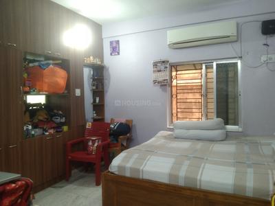 Bedroom Image of 850 Sq.ft 2 BHK Apartment / Flat for sale in Akash Apartment, Dum Dum Kolkata for Rs. 3500000