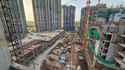 Image of 2450 Sq.ft 3.5 BHK Apartment / Flat for sale in Smartworld One DXP, Sector 113, Gurgaon for Rs. 35800000