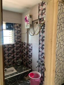 Bathroom Image of 950 Sq.ft 2 BHK Apartment / Flat for rent in Goel Hari Ganga, Yerawada Pune for Rs. 37000