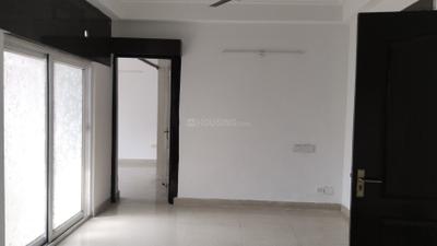 Living Room Image of 950 Sq.ft 2 BHK Apartment / Flat for rent in Amrapali Empire, Crossings Republik Ghaziabad for Rs. 17000