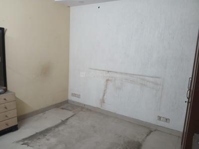Bedroom Image of 1800 Sq.ft 3 BHK Builder Floor for sale in Rajouri Garden New Delhi for Rs. 25000000