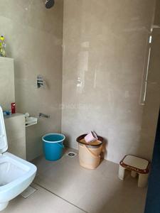 Bathroom Image of 1006 Sq.ft 2.5 BHK Apartment / Flat for sale in Arkade Aura, Santacruz West Mumbai for Rs. 58000000