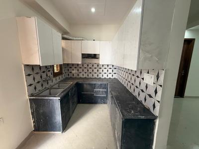 Kitchen Image of 1500 Sq.ft 3 BHK Builder Floor for sale in Patel Nagar Gurgaon for Rs. 9000000