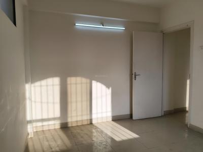 Bedroom Image of 805 Sq.ft 2 BHK Apartment / Flat for rent in Colaba Mumbai for Rs. 110000