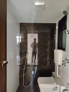 Common Bathroom Image of 1095 Sq.ft 2 BHK Apartment / Flat for rent in Hiranandani Rodas Enclave Eva, Hiranandani Estate Thane for Rs. 51000