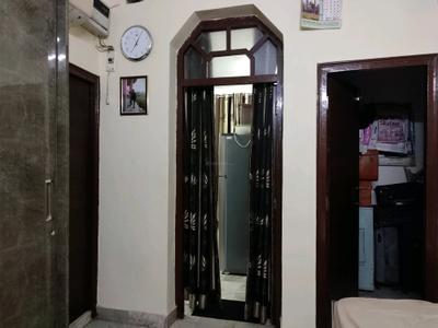 Bedroom Image of 1350 Sq.ft 4 BHK Builder Floor for sale in Daryaganj New Delhi for Rs. 8000000