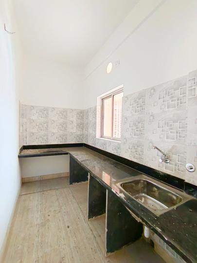 Behala Manton Main Image 1