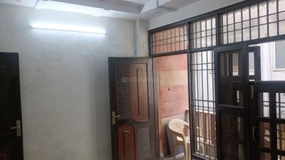 Bedroom Image of 700 Sq.ft 2 BHK Builder Floor for sale in Laxmi Nagar New Delhi for Rs. 6000000