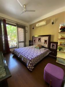 Bedroom Image of 2700 Sq.ft 4 BHK Builder Floor for sale in Sushant Lok Phase 1 Gurgaon for Rs. 30000000