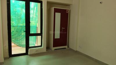 Bedroom Image of 945 Sq.ft 2 BHK Apartment / Flat for rent in Logix Blossom County, Sector 137 Noida for Rs. 29000