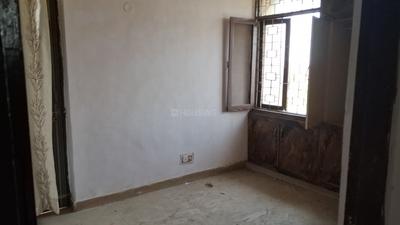 Bedroom Image of 1300 Sq.ft 3 BHK Apartment / Flat for sale in Krishi Apartments, Vikaspuri New Delhi for Rs. 16800000