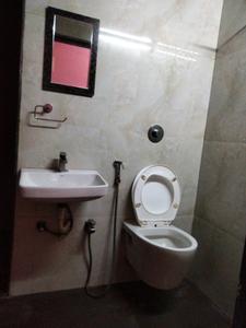 Green Abode Common Bathroom 3