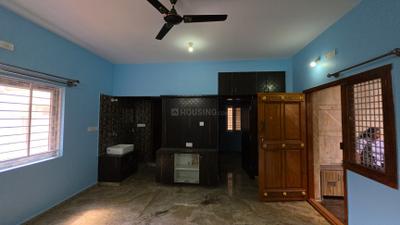Living Room Image of 1200 Sq.ft 2.5 BHK Builder Floor for rent in Guttahalli Bengaluru for Rs. 34000