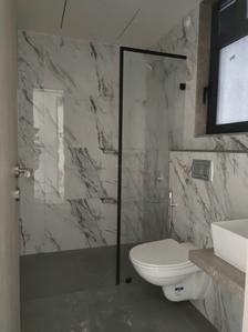 Bedroom Two Image of 900 Sq.ft 2 BHK Apartment / Flat for sale in Gateway, Santacruz West Mumbai for Rs. 50000000