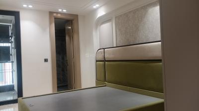 Bedroom Image of 3006 Sq.ft 4 BHK Builder Floor for sale in Anand Vihar New Delhi for Rs. 64000000
