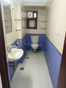 Bathroom Image of 1200 Sq.ft 2 BHK Apartment / Flat for sale in Kalu Sarai New Delhi for Rs. 27500000