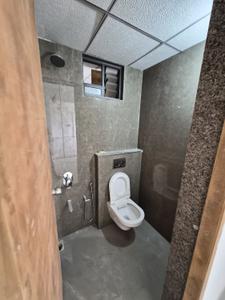 Bathroom Image of 2880 Sq.ft 4 BHK Apartment / Flat for rent in Keshav Elitus, Randesan Gandhinagar for Rs. 40000