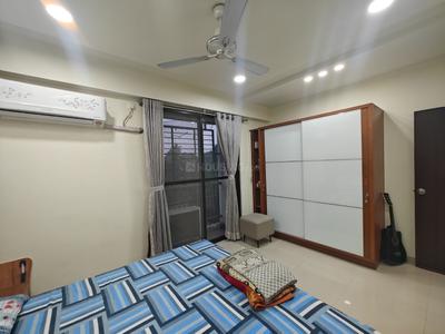Bedroom Image of 1225 Sq.ft 2 BHK Apartment / Flat for sale in Darshanam Central Park, Sayajiganj Vadodara for Rs. 6100000