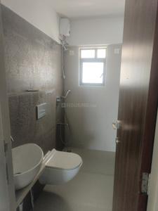Image of 680 Sq.ft 2 BHK Apartment / Flat for sale in Leo Eminence, Bandra East, Mumbai for Rs. 36700000